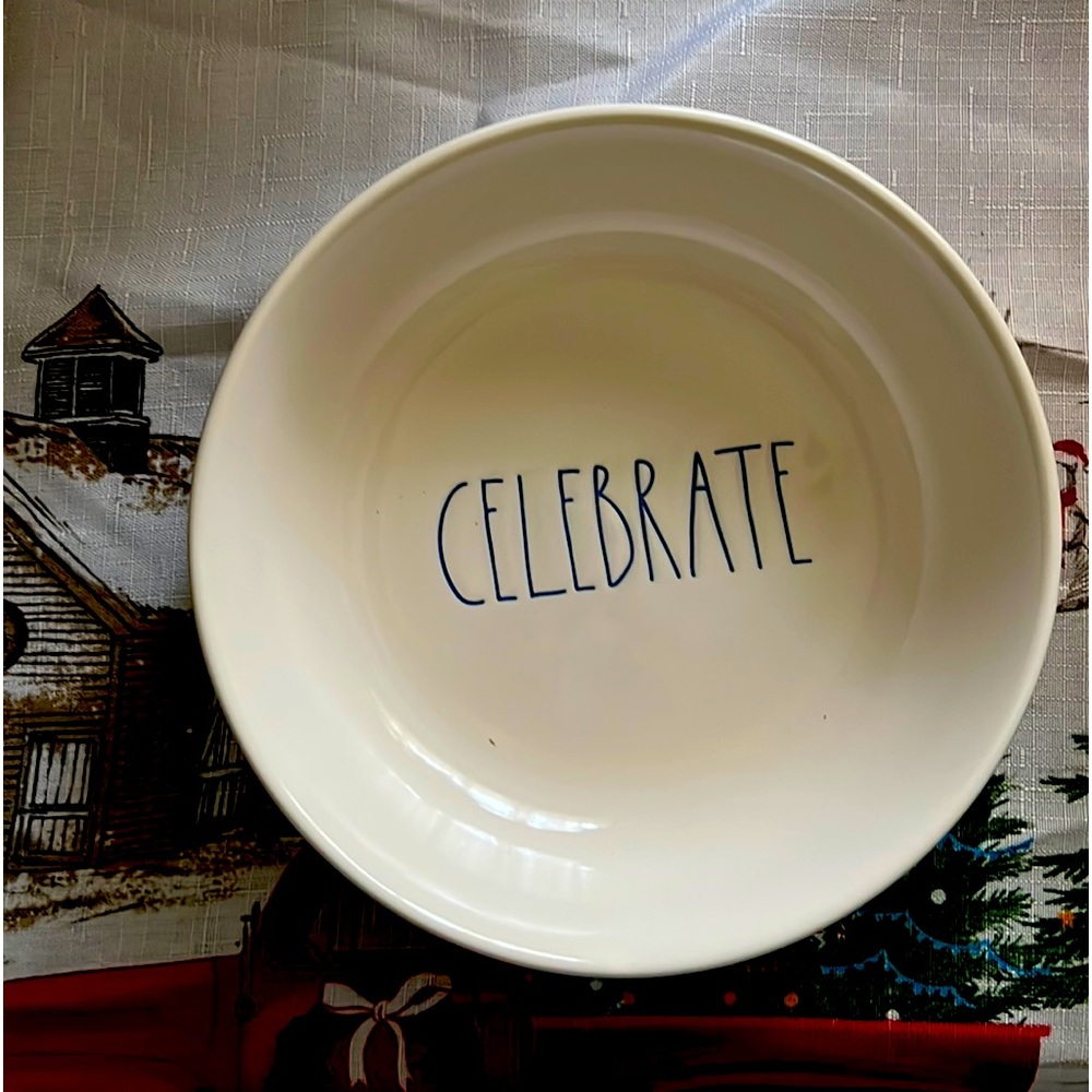 Set of 4 Rae Dunn celebrate large bowls. Great for the 4 th of July party.